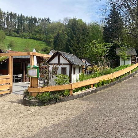 Hotel-Restaurant Theis-Muehle Biersdorf am See Bagian luar foto