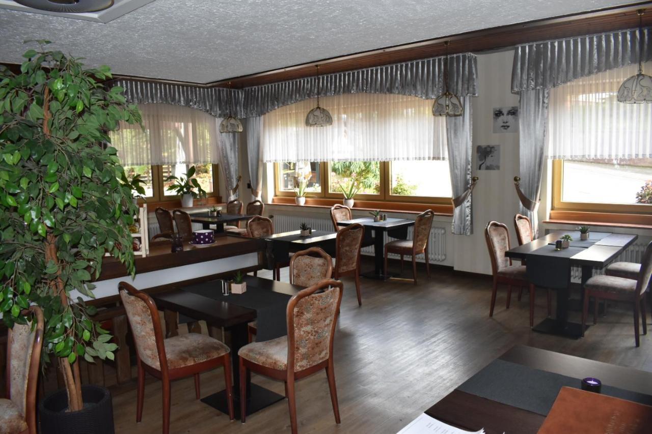 Hotel-Restaurant Theis-Muehle Biersdorf am See Bagian luar foto