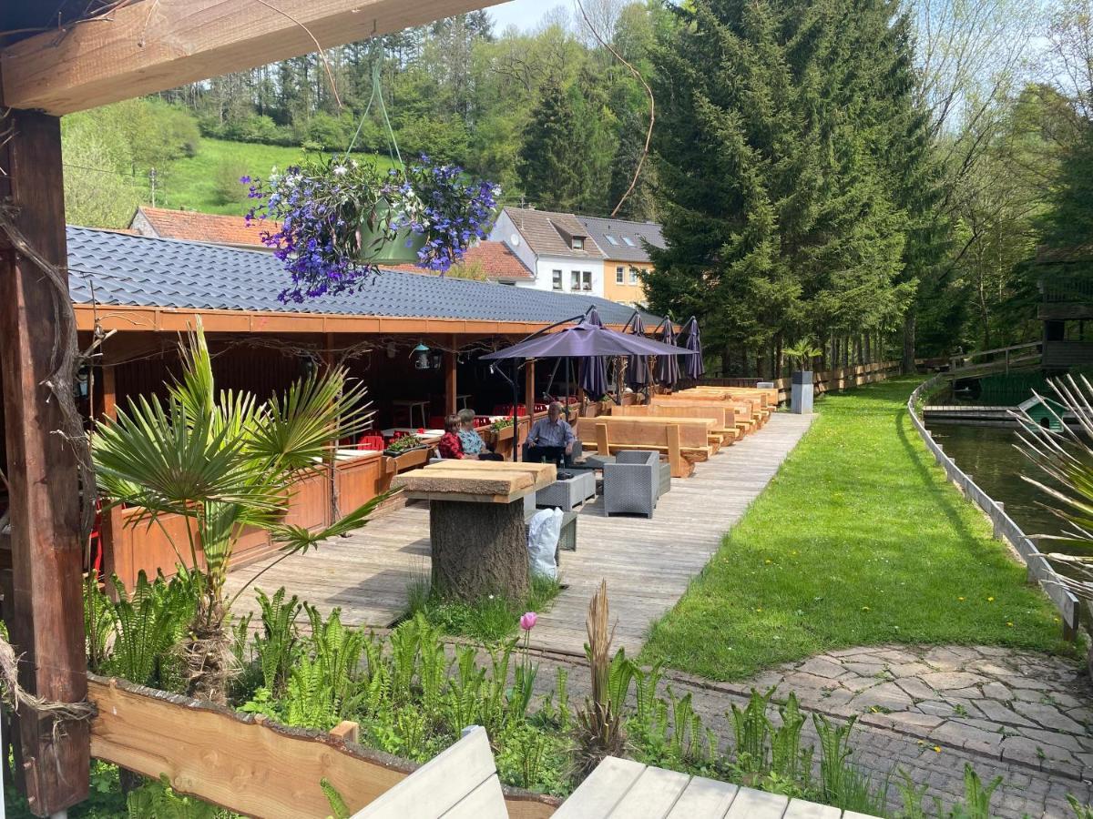 Hotel-Restaurant Theis-Muehle Biersdorf am See Bagian luar foto
