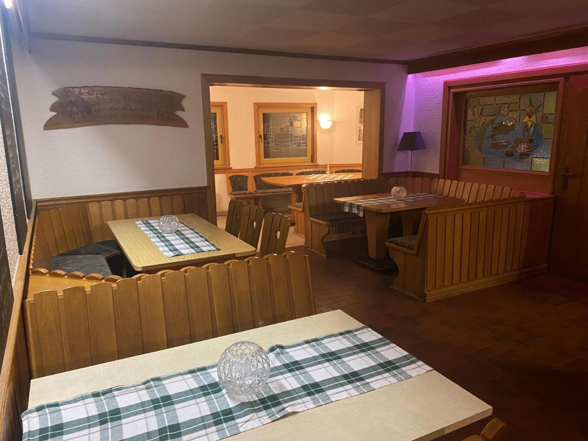 Hotel-Restaurant Theis-Muehle Biersdorf am See Bagian luar foto