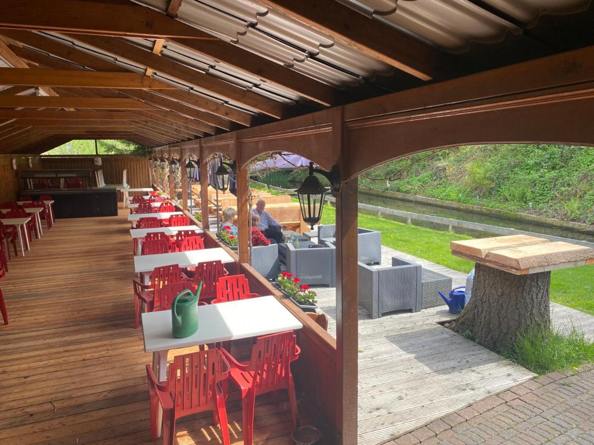Hotel-Restaurant Theis-Muehle Biersdorf am See Bagian luar foto